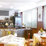 Nelson Hotell 3*
