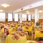 Hotel Nelson 3*