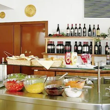 Nelson Hotel 3*