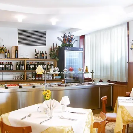 Nelson Hotel 3*